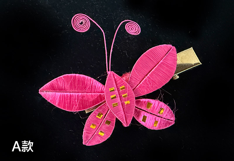 傳統紅春仔花(蝴蝶)夾/胸針/髮梳 傳統紅春仔花(蝴蝶)夾/胸針/髮梳