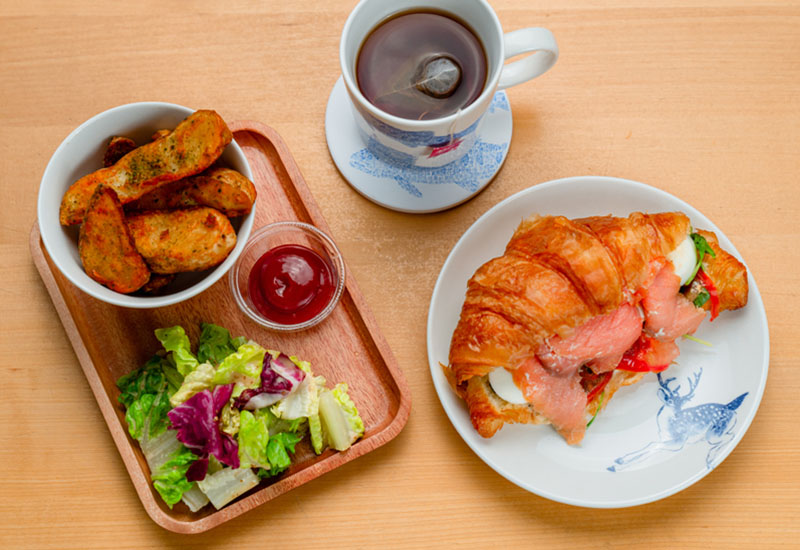 T56-梅花鹿碗盤組(6碗6盤)